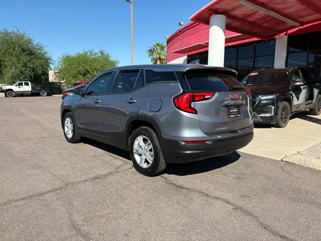 GMC Terrain photo 3