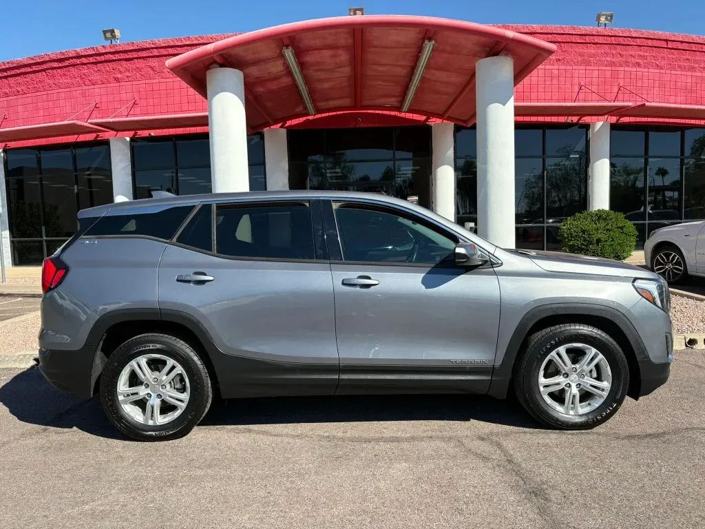 GMC Terrain photo 5