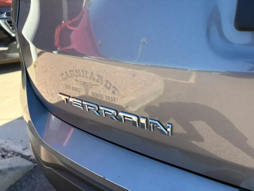 GMC Terrain photo 21
