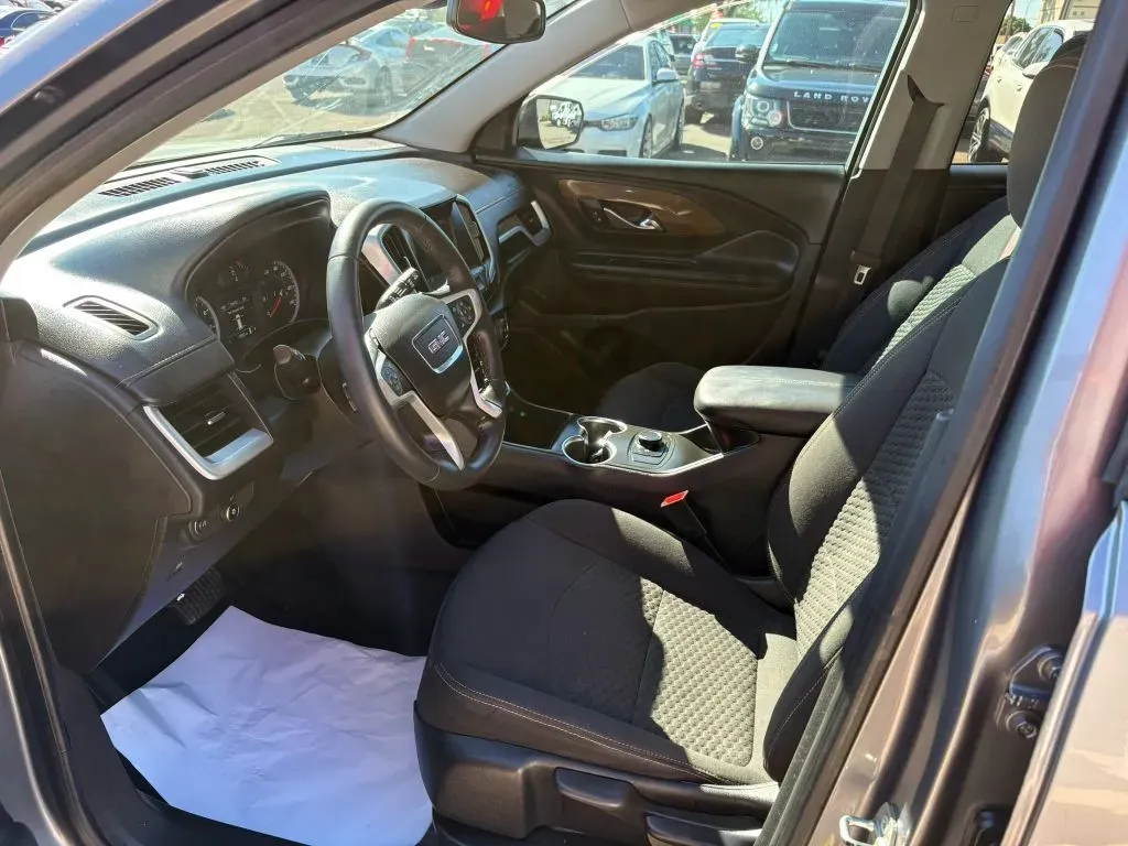 GMC Terrain photo 7