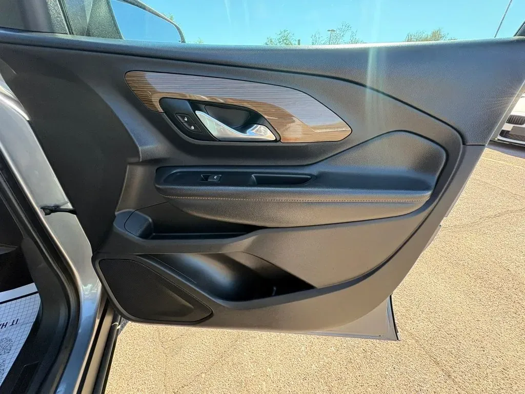 GMC Terrain photo 13