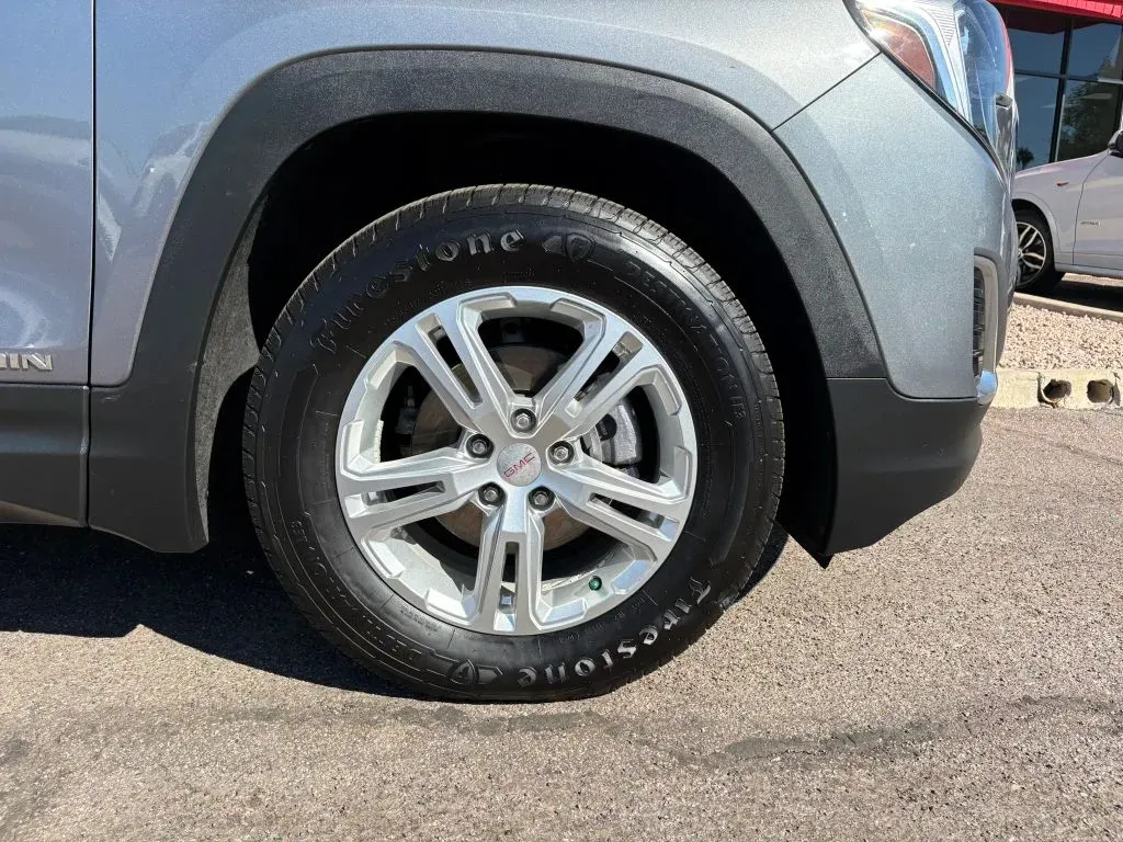 GMC Terrain photo 19
