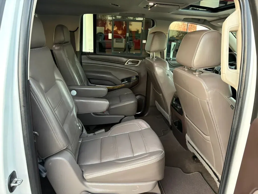 GMC Yukon XL photo 19