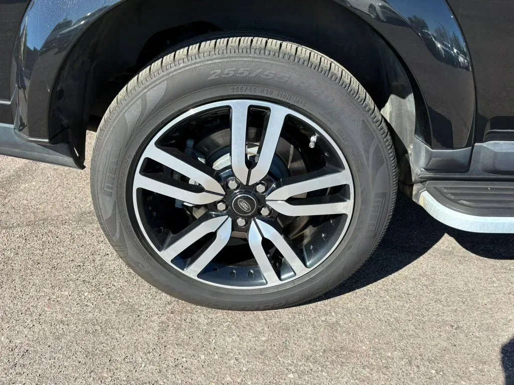 Land Rover LR4 photo 19