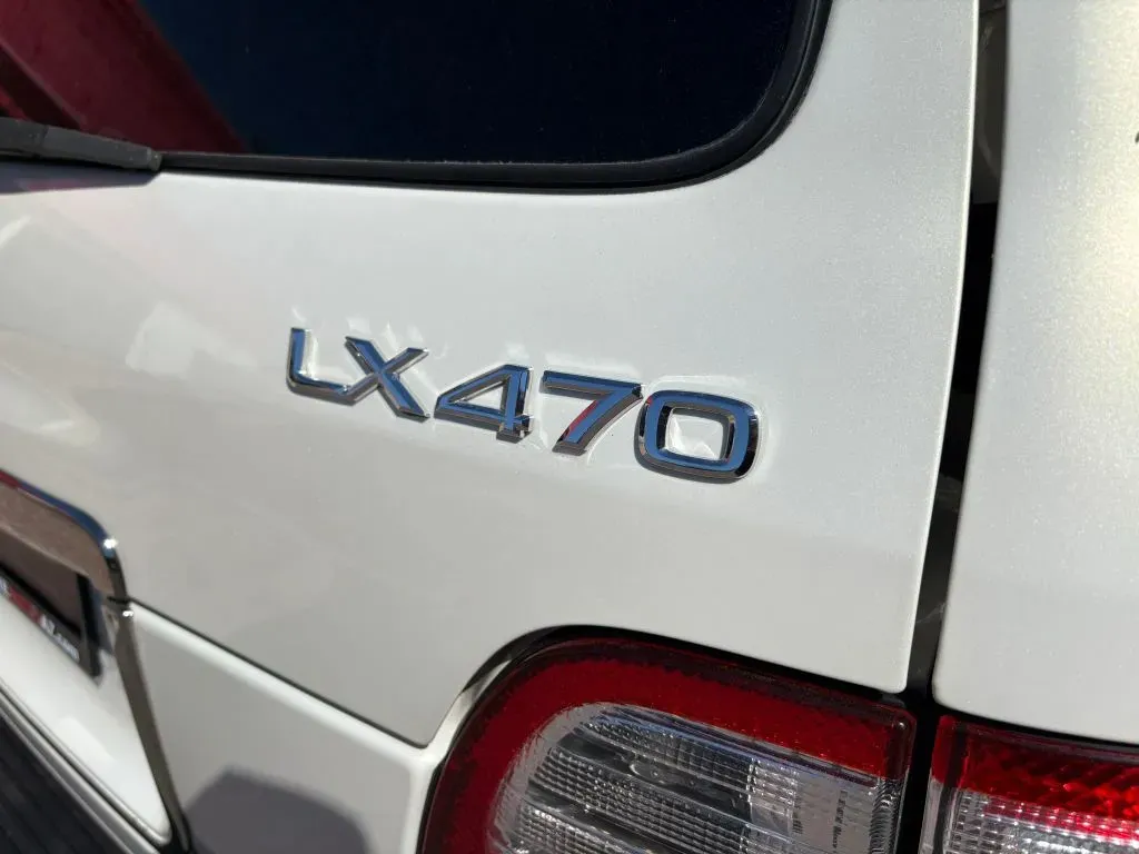 Lexus LX photo 21