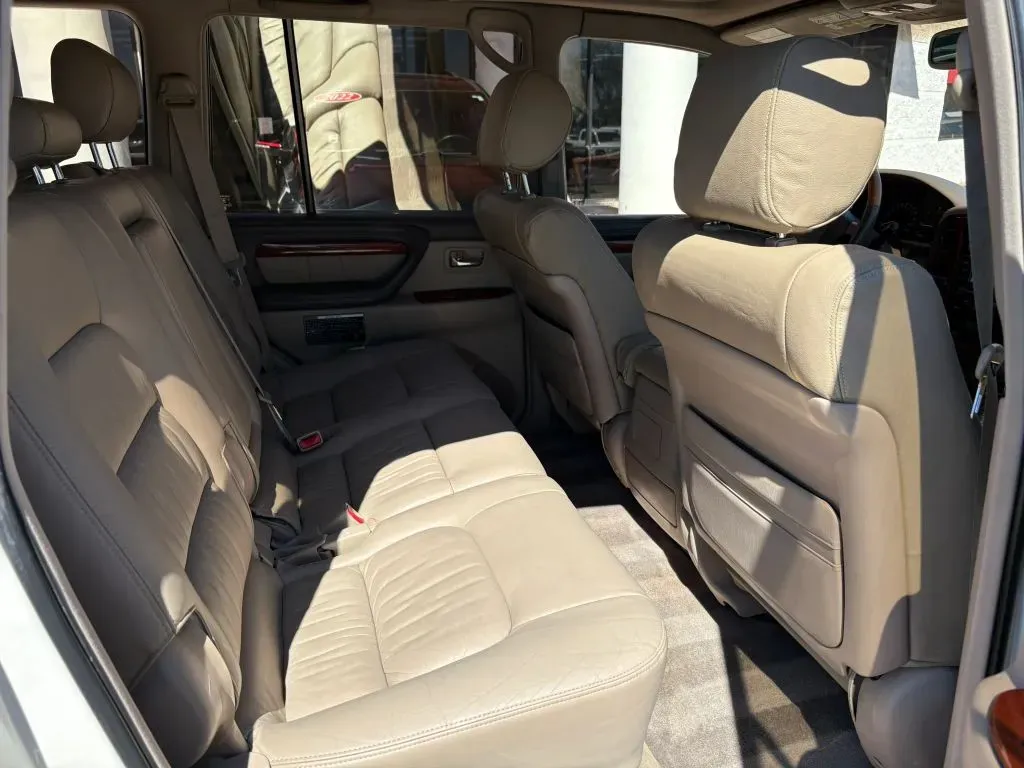Lexus LX photo 15