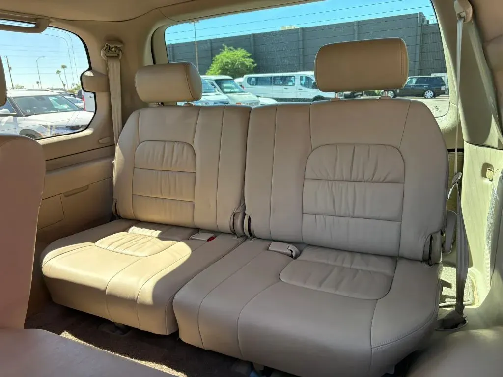 Lexus LX photo 11