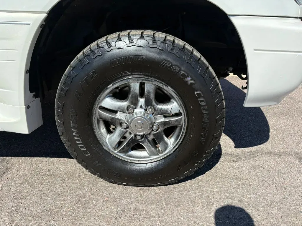 Lexus LX photo 20