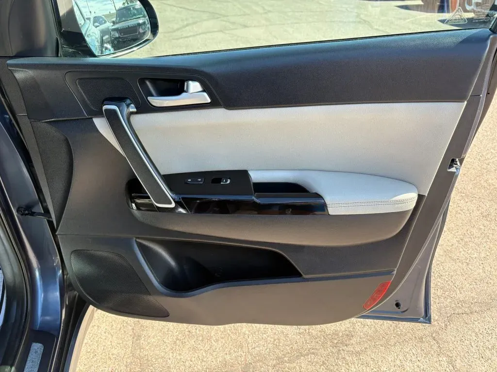 Kia Sportage photo 14