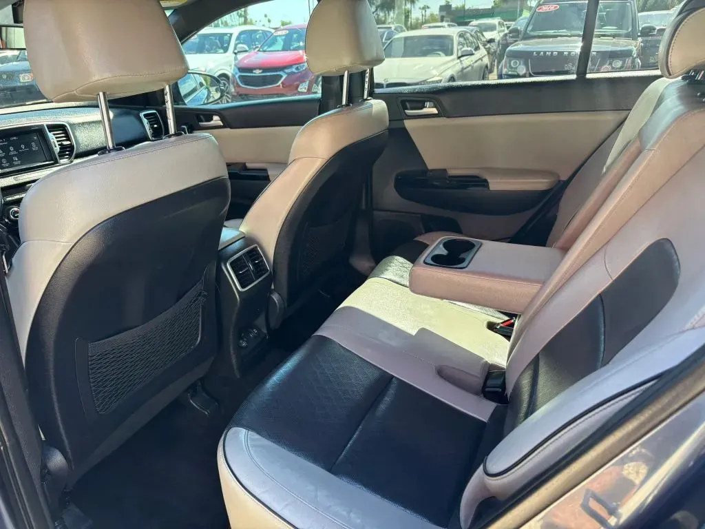 Kia Sportage photo 10