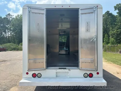 More photos of 2013 Ford STEP VAN at Triangle Truck Center Inc., NC