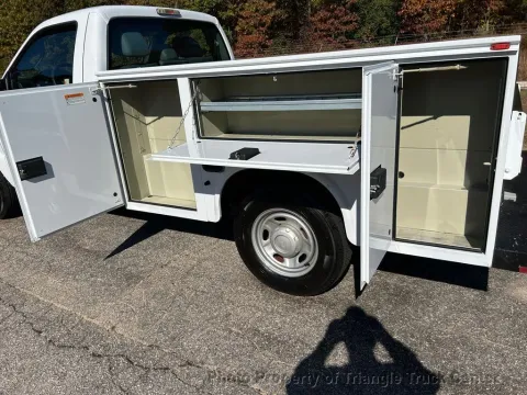 Photos of 2015 Ford F250HD for sale in Franklinton, NC at Triangle Truck Center Inc.