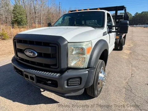 Photos of 2014 Ford F550HD heavy spec 16+ foot lift gate for sale in Franklinton, NC at Triangle Truck Center Inc.