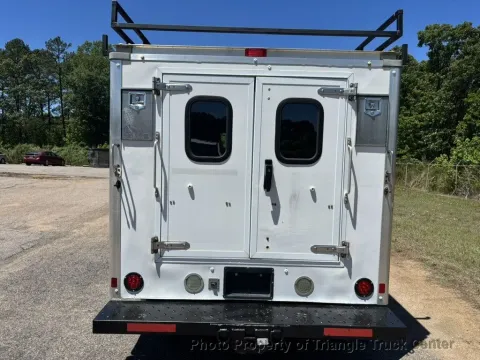More photos of 2015 Ford E350HD E-350 SD at Triangle Truck Center Inc., NC