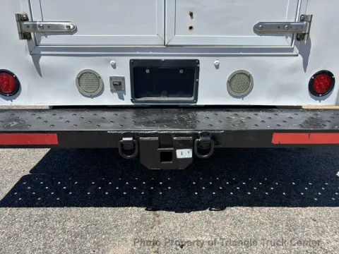 More photos of 2015 Ford E350HD E-350 SD at Triangle Truck Center Inc., NC