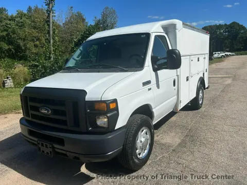 More photos of 2015 Ford E350HD E-350 SD at Triangle Truck Center Inc., NC