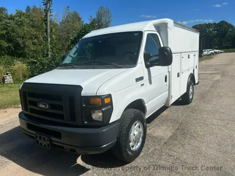 More photos of 2015 Ford E350HD E-350 SD at Triangle Truck Center Inc., NC