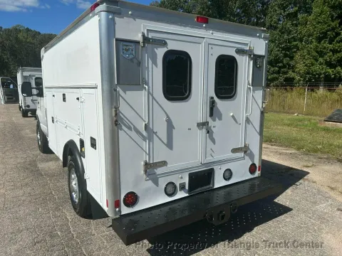 More photos of 2015 Ford E350HD E-350 SD at Triangle Truck Center Inc., NC