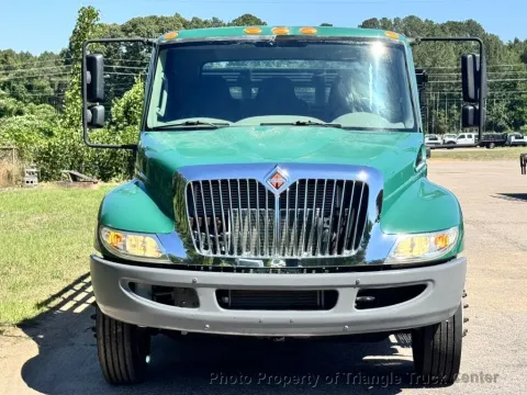 More photos of 2016 International 4300 at Triangle Truck Center Inc., NC