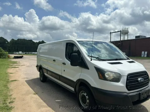 More photos of 2015 Ford T350HD 350 ONE TON at Triangle Truck Center Inc., NC