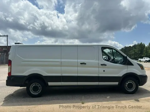 More photos of 2015 Ford T350HD 350 ONE TON at Triangle Truck Center Inc., NC