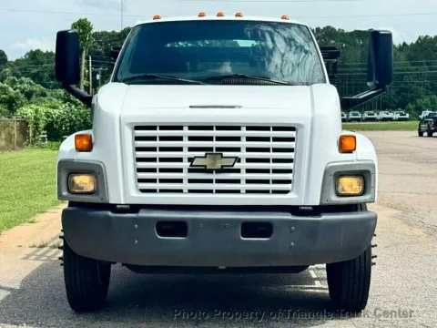 More photos of 2006 Chevrolet C6500 at Triangle Truck Center Inc., NC