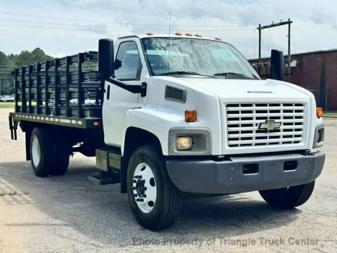 More photos of 2006 Chevrolet C6500 at Triangle Truck Center Inc., NC