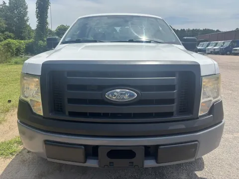 Photos of 2009 Ford F-150 for sale in Franklinton, NC at Triangle Truck Center Inc.
