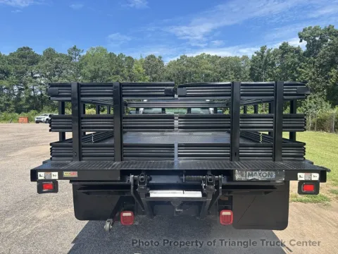 More photos of 2016 Ford F350HD HEAVY SPEC 12+ FOOT LIFT GATE at Triangle Truck Center Inc., NC