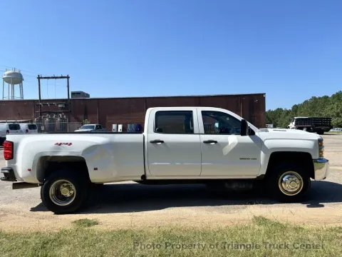 More photos of 2018 Chevrolet Silverado 3500HD 4x4 DIESEL at Triangle Truck Center Inc., NC