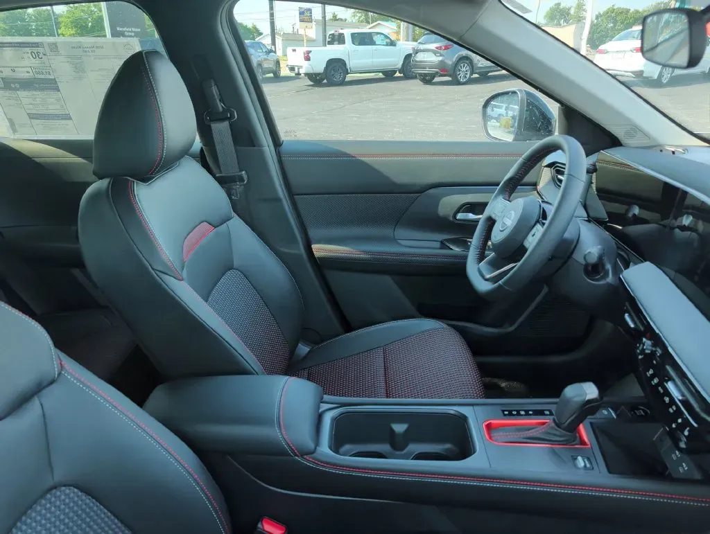 2026 Nissan KICKS SR AWD - Photo 22