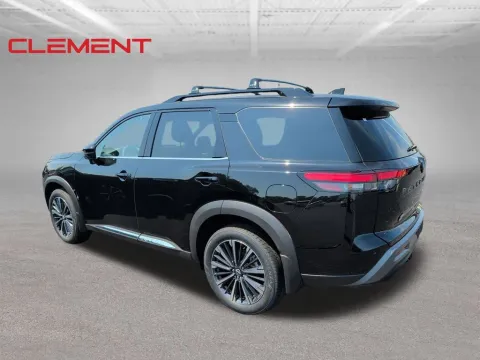 More photos of 2026 Nissan Pathfinder Platinum at Clement Nissan of Mansfield, OH