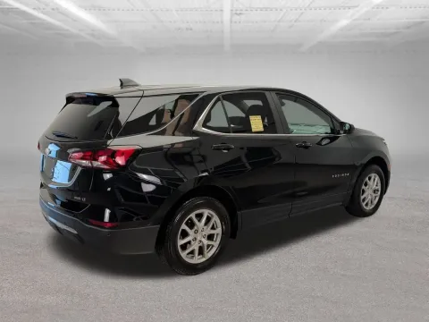 More photos of 2022 Chevrolet Equinox LT at Clement Nissan of Mansfield, OH