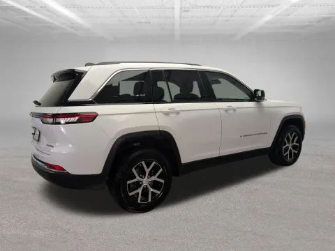More photos of 2023 Jeep Grand Cherokee Limited at Clement Nissan of Mansfield, OH