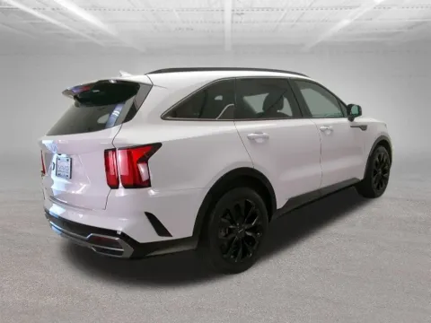 More photos of 2023 Kia Sorento SX at Clement Nissan of Mansfield, OH