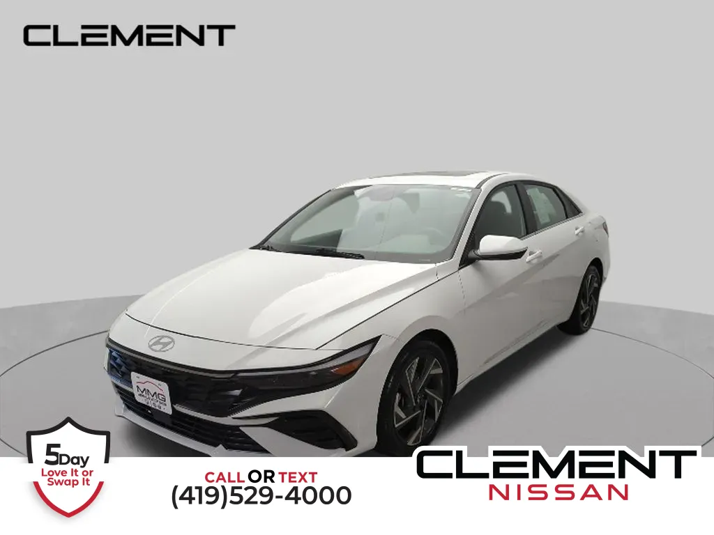 White 2025 Hyundai Elantra SEL Convenience for sale in Mansfield, OH