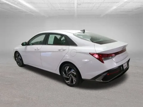 More photos of 2025 Hyundai Elantra SEL Convenience at Clement Nissan of Mansfield, OH