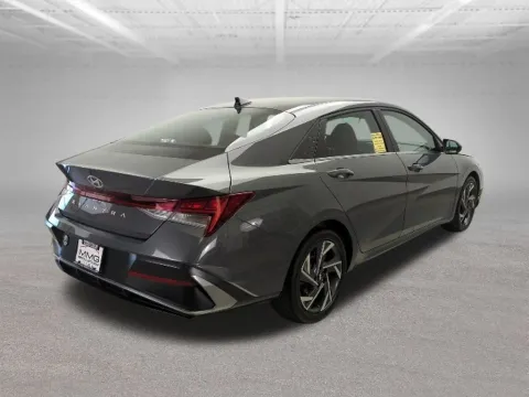 More photos of 2025 Hyundai Elantra SEL Convenience at Clement Nissan of Mansfield, OH