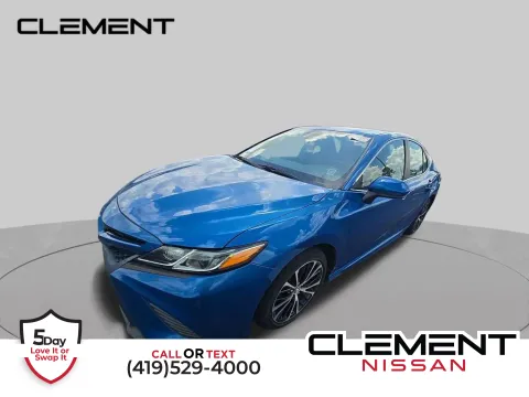 Blue 2019 Toyota Camry SE for sale in Mansfield, OH