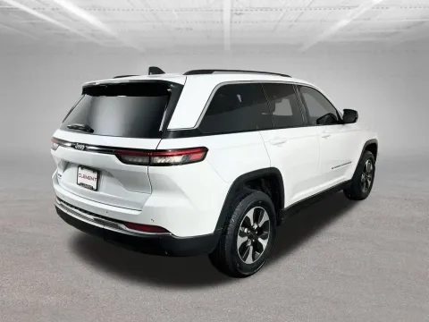 More photos of 2023 Jeep Grand Cherokee 4xe at Clement Nissan of Mansfield, OH