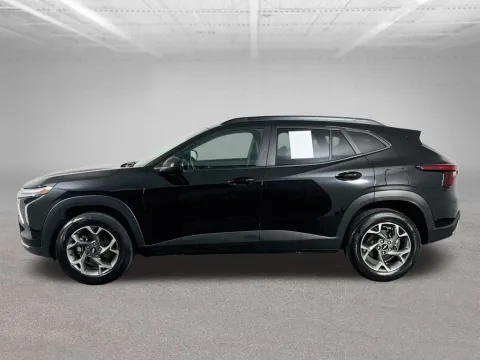 More photos of 2025 Chevrolet Trax LT at Clement Nissan of Mansfield, OH