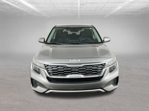 Photos of 2022 Kia Seltos LX for sale in Mansfield, OH at Clement Nissan of Mansfield