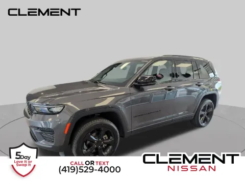 Gray 2023 Jeep Grand Cherokee Altitude X for sale in Mansfield, OH
