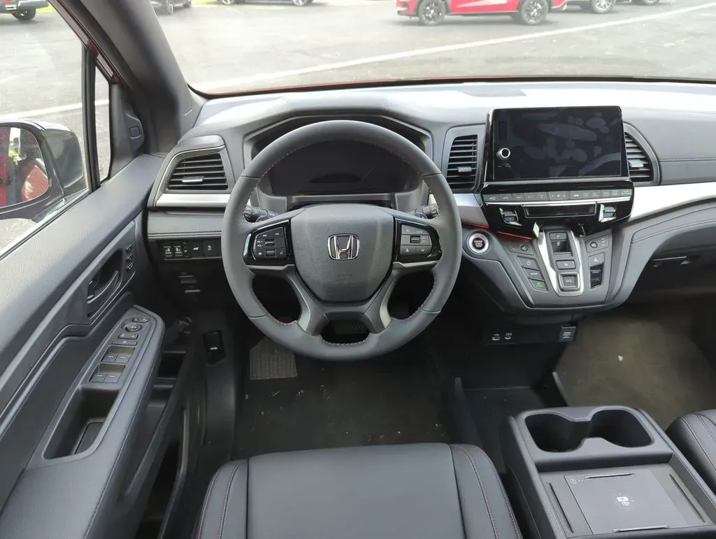 2026 Honda Odyssey Sport L - Photo 15