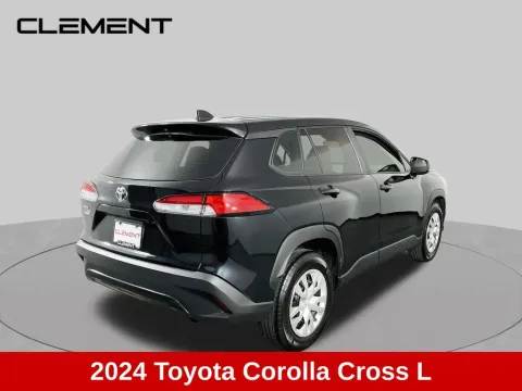 More photos of 2024 Toyota Corolla Cross L at Clement Honda of Mansfield, OH
