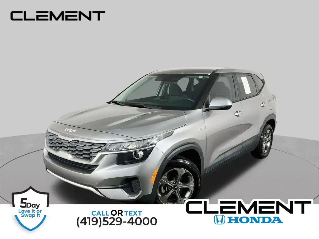 Gray 2022 Kia Seltos LX for sale in Mansfield, OH