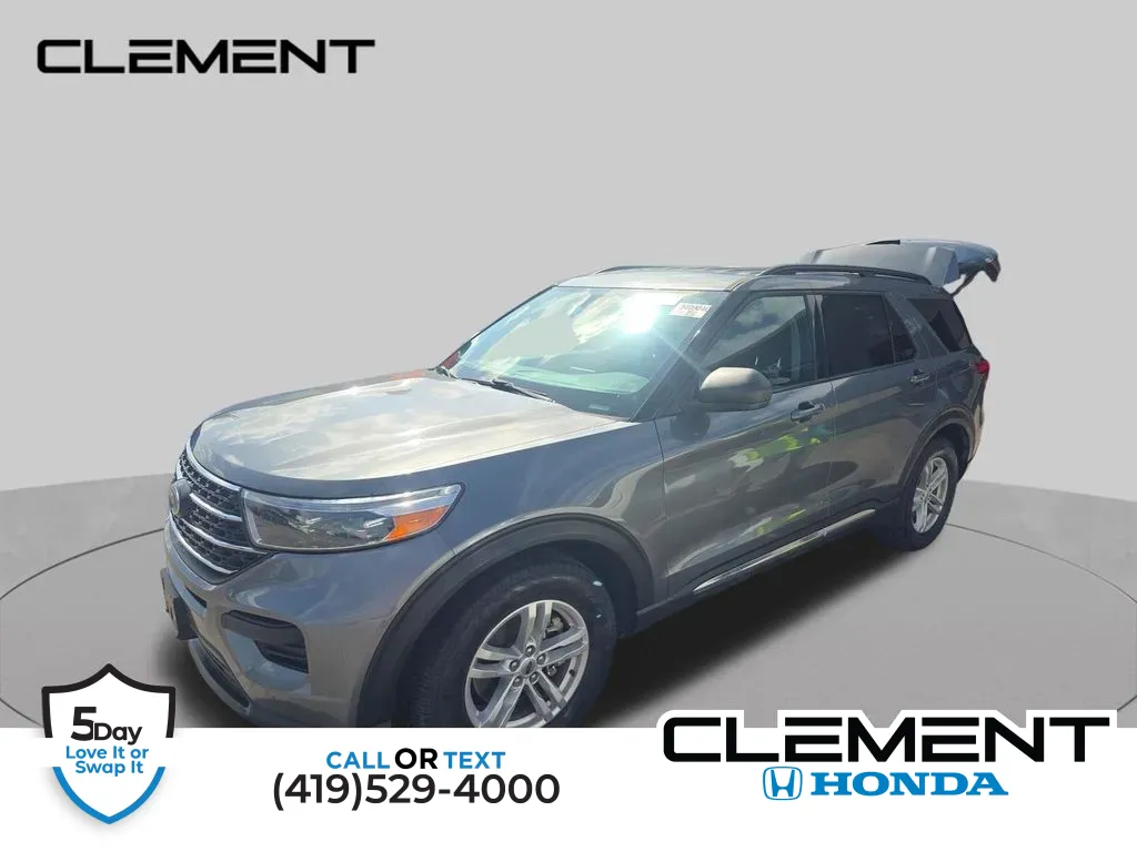 Gray 2022 Ford Explorer XLT for sale in Mansfield, OH