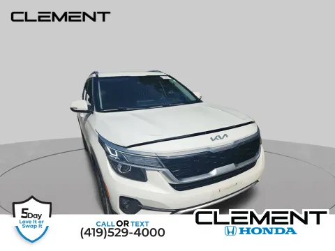 White 2022 Kia Seltos S for sale in Mansfield, OH