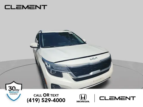 White 2022 Kia Seltos S for sale in Mansfield, OH