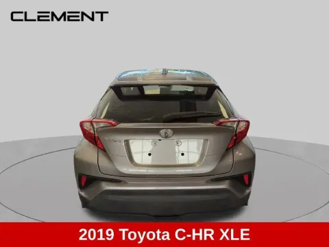 More photos of 2019 Toyota C-HR XLE at Clement Honda of Mansfield, OH